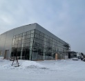 Наша компания успешно завершает выполнения комплекса работ по изготовлению и монтажу светопрозрачных конструкций на здании автосалона «Фольксваген» (г. Кемерово)